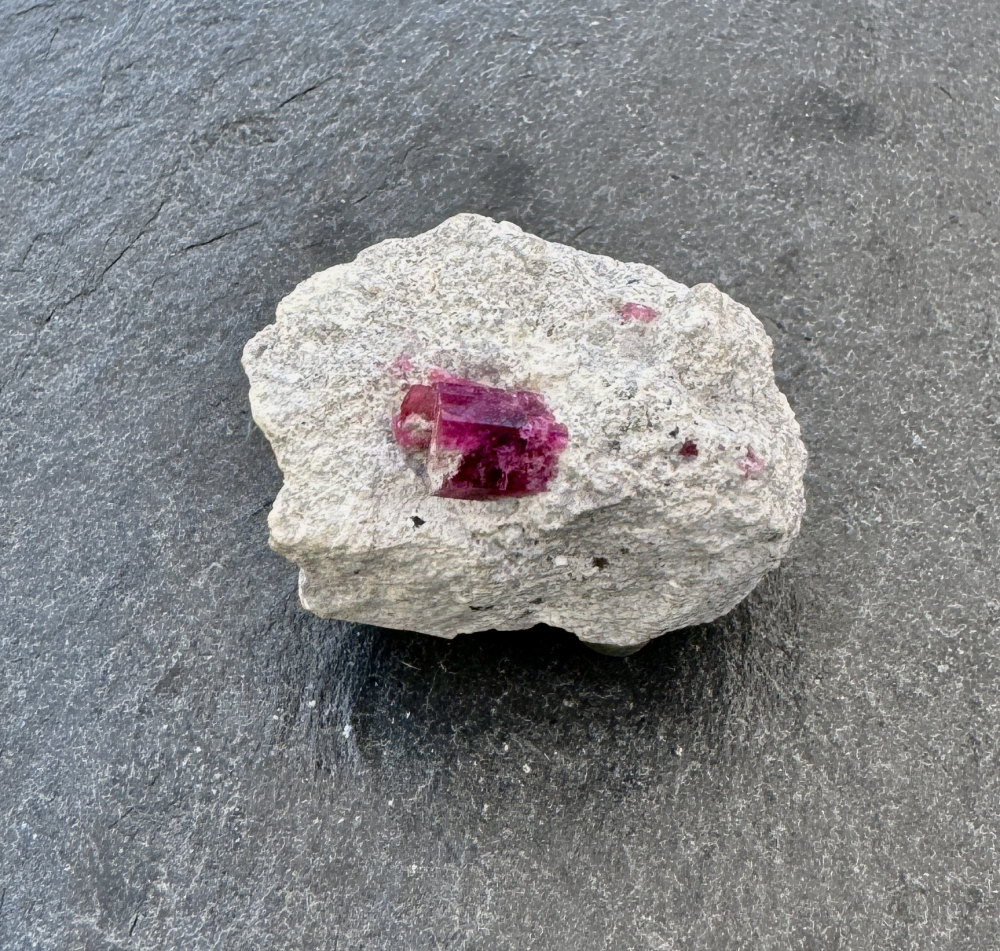 Bixbit mit Muttergstein 26,72 g